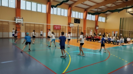 Turniej Piłki Siatkowej z Okazji Pierwszego Dnia Wiosny