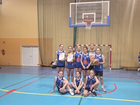 Mistrzostwa Powiatu Kaliskiego Ziemskiego w Piłce Koszykowej 3x3 dziewcząt i chł...
